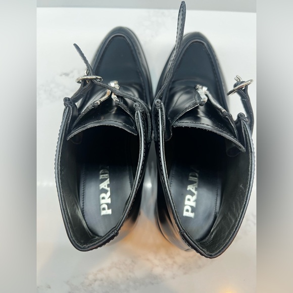 Prada Booties, worn twice. Brand new! - Picture 6 of 6